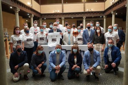 Imagen La corporación provincial celebra el ascenso a Liga EBA del Claret de baloncesto