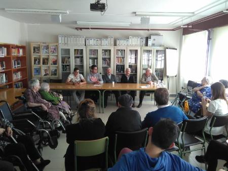 Imagen La Residencia de Nava y el Instituto Jaime Gil de Biedma refuerzan sus lazos